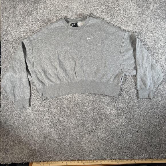 Nike Sportswear Sweatshirt Womens Small Gray Cropped Crewneck Fleece CK0168-063 - Picture 1 of 9